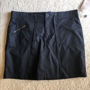 White stag black cotton blend skort